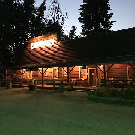 Wells Gray Guest Ranch Hotel Clearwater Exterior foto