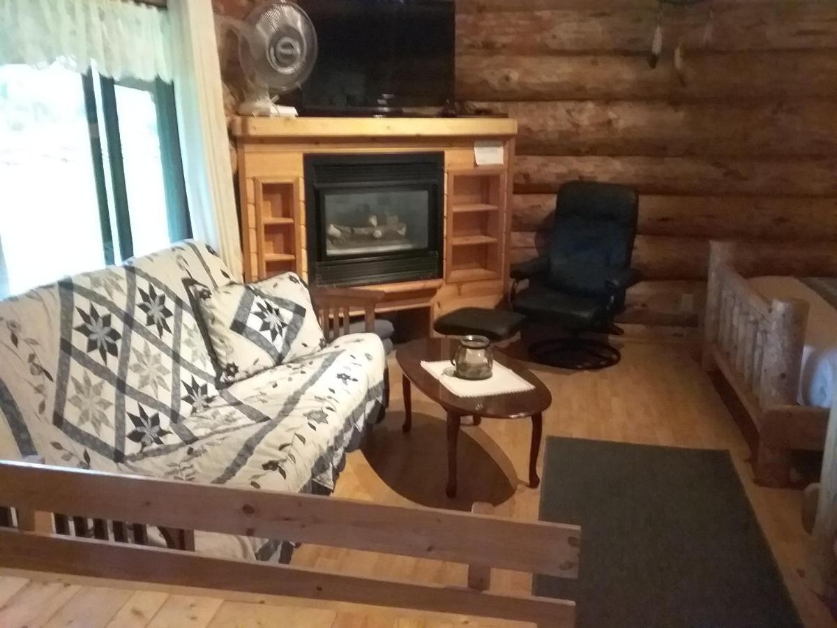 Wells Gray Guest Ranch Hotel Clearwater Exterior foto