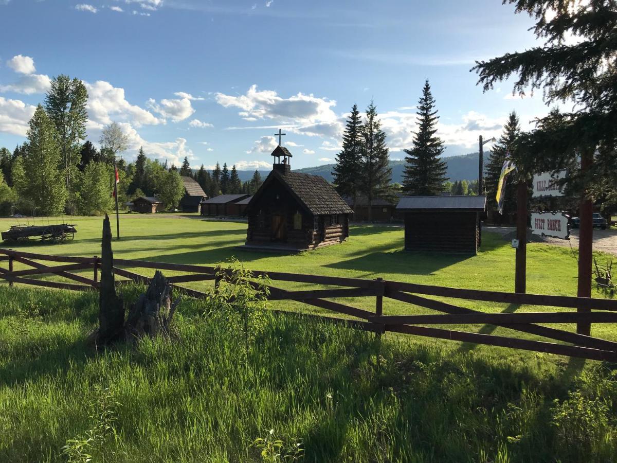 Wells Gray Guest Ranch Hotel Clearwater Exterior foto