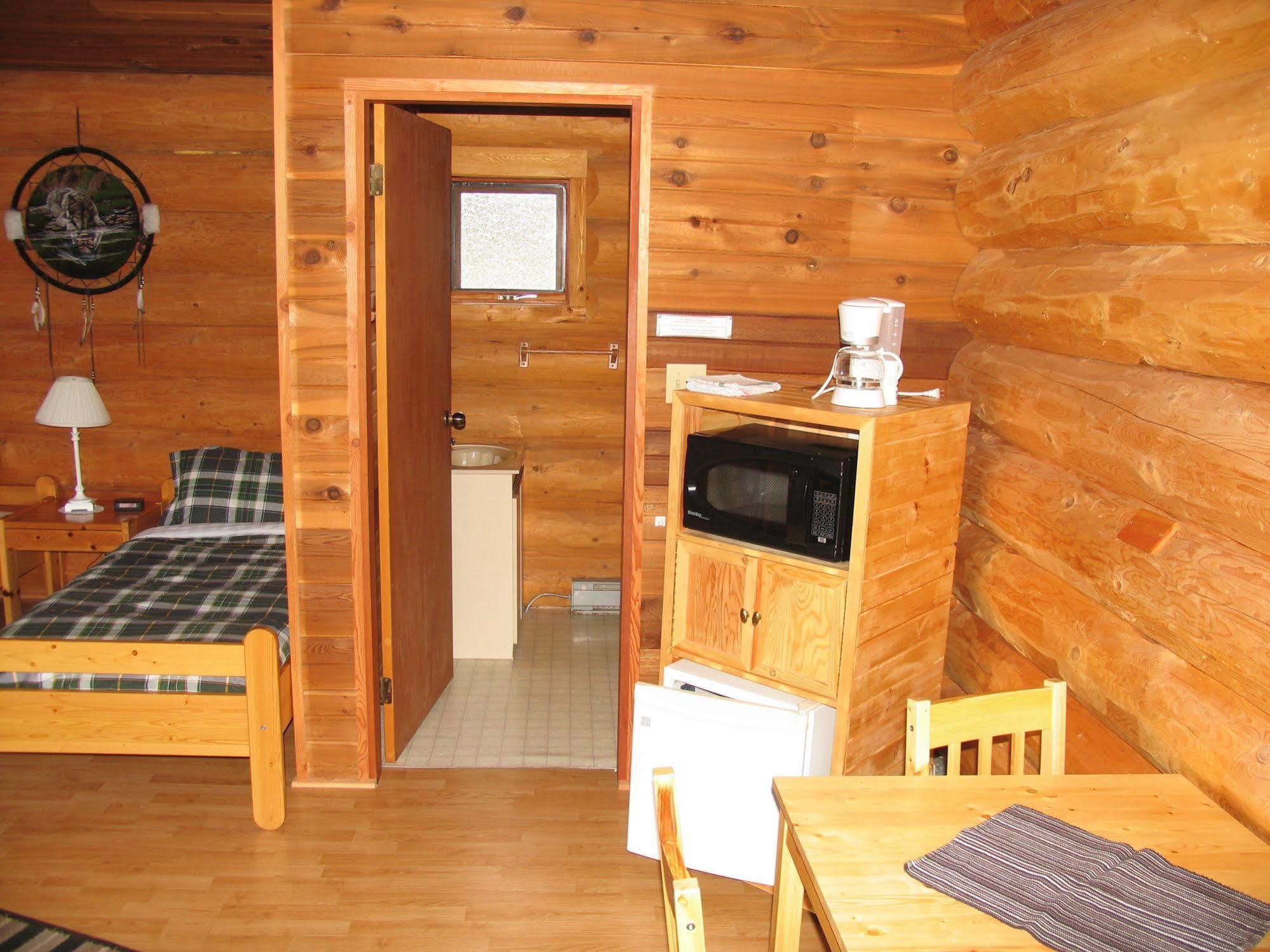 Wells Gray Guest Ranch Hotel Clearwater Exterior foto