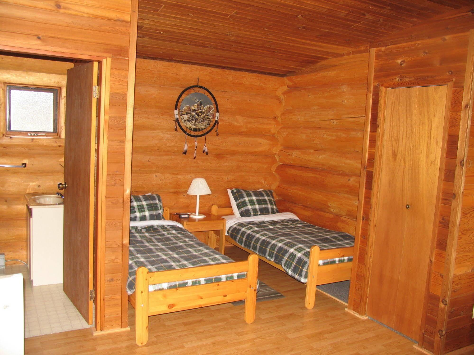 Wells Gray Guest Ranch Hotel Clearwater Exterior foto