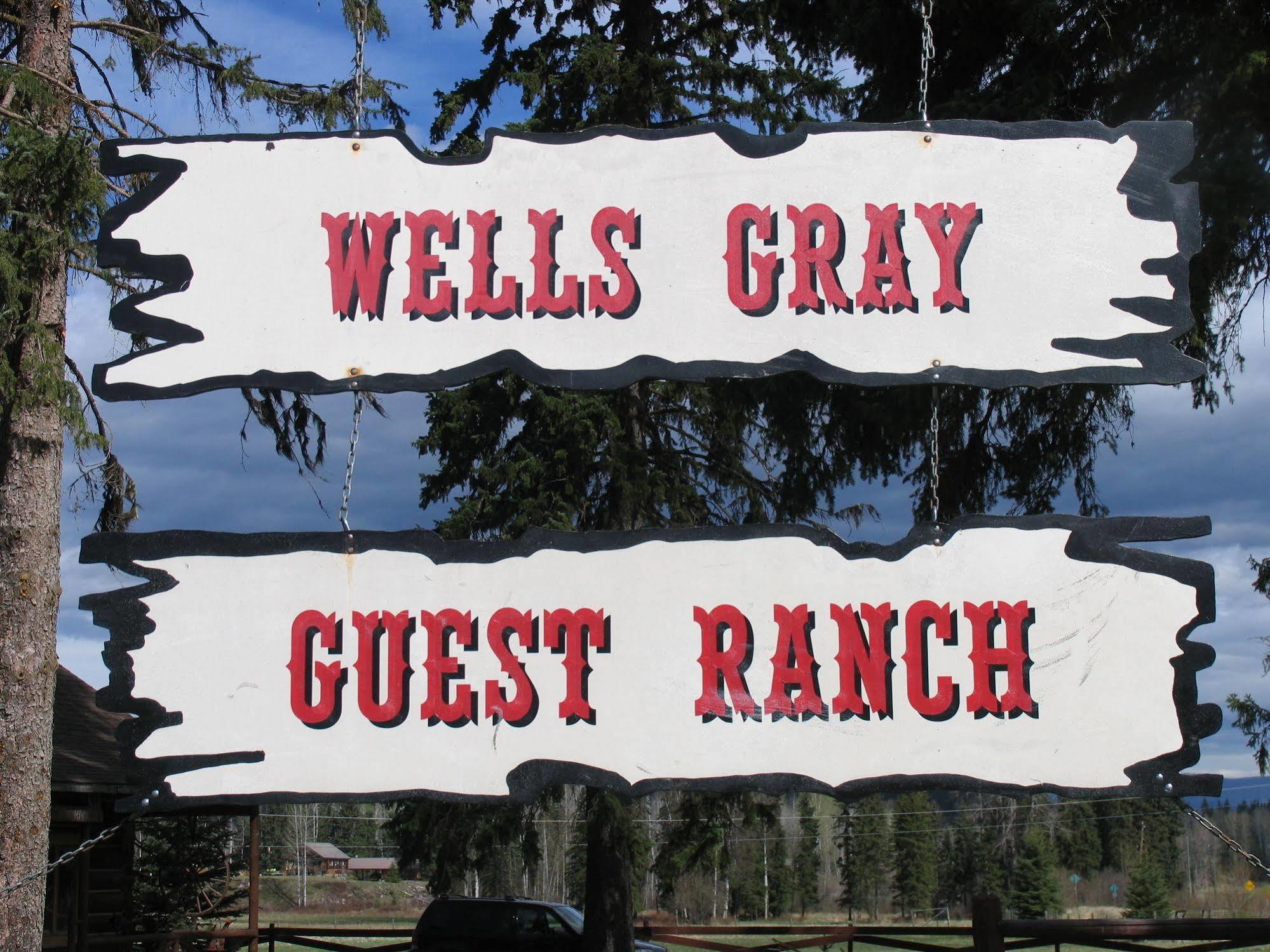 Wells Gray Guest Ranch Hotel Clearwater Exterior foto