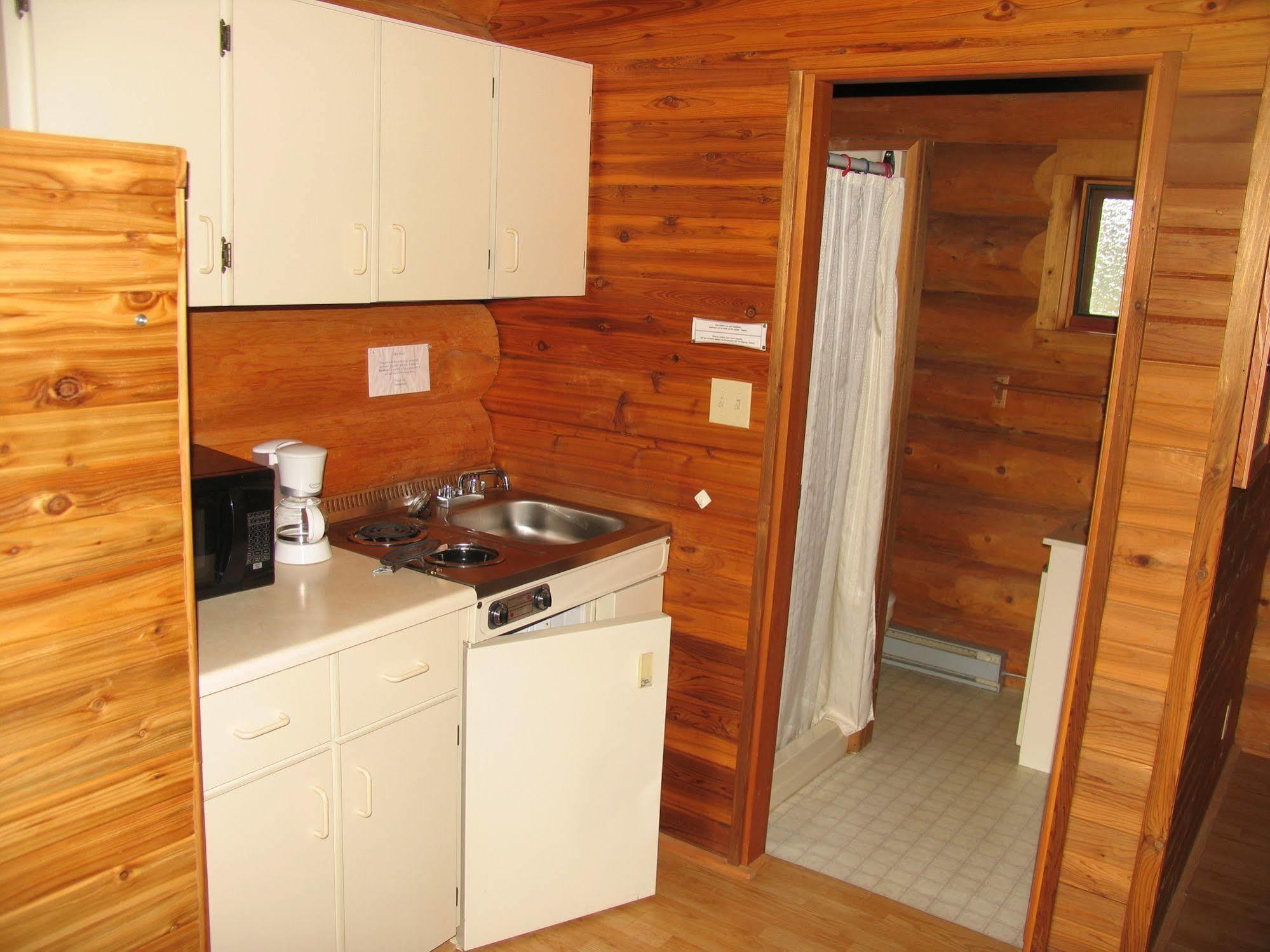 Wells Gray Guest Ranch Hotel Clearwater Exterior foto